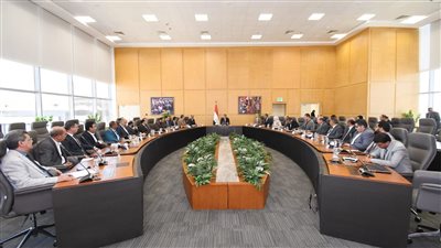 وزير الإسكان يؤكد ضرورة تعظيم دور الجهاز التنفيذى للمياه والصرف وسرعة إنهاء المشروعات