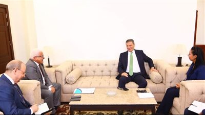 مد مظلة الحماية الإجتماعية والتأمينية لتوفير حياة كريمة للمواطنين 