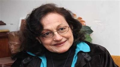 بالصور..مناقشة صرخة البجعة لسكينة فؤاد باتحاد كتاب مصر.