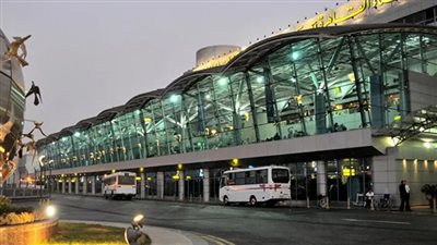 رسمياً.. الحكومة تنفي أنباء اعتزامها بيع المطارات المصرية لجهات أجنبية