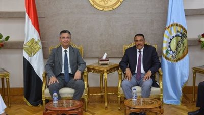 وزير التموين يوجه بتوفير الخبز للمصطافين بمطروح وتوفير الحصة التموينية لاحتياجاتهم