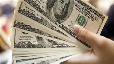 الدولار يتراجع 31 قرشًا أمام الجنيه بالبنوك خلال التعاملات الصباحية 