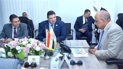 وزير الكهرباء: استراتيجية الوزارة تعتمد على الطاقة النظيفة لخفض استهلاك الوقود