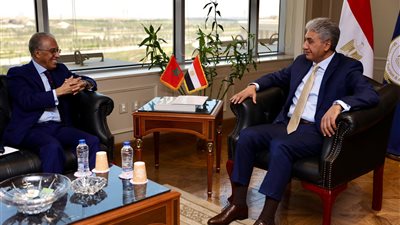 مباحثات مصرية- مغريه لتعزيز سبل التعاون المشترك في السياحة والآثار 