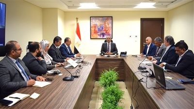 نائب وزير الإسكان يلتقي مسئولي 