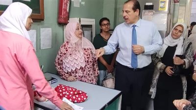 نائب وزير الصحة يتفقد مركز طبي الزهراء للرعاية الأولية ويثني على أداء الأطباء 