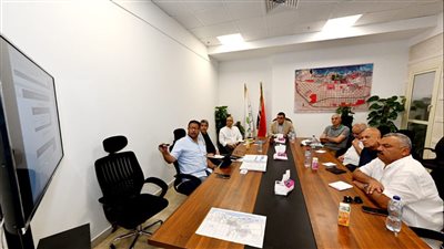 وزير الإسكان يستعرض الجداول الزمنية لتسليم الوحدات السكنية لحاجزيها بمدينة العلمين الجديدة