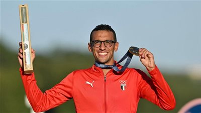 محافظ الغربية يهنئ البطل أحمد الجندي لحصوله على الميدالية الذهبية