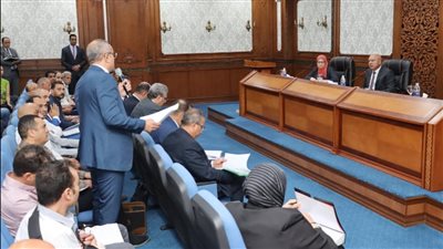 الصناعة: عدم غلق أي منشأة صناعية إلا بقرار وزاري