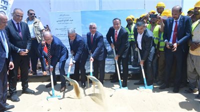 بالصور.. محافظ الإسماعيلية و رئيس المنطقة الاقتصادية لقناة السويس و السفير التركى ‎يشاركوا في  وضع حجر أساس مصنع تركي جديد بالإسماعيلية