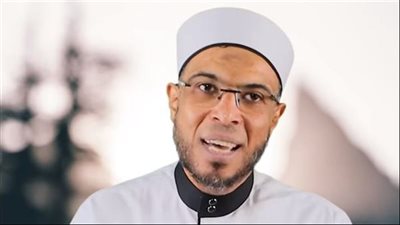 الشيخ محمد أبو بكر: لو أبوك قالك طلق مراتك خليك عاق لأبوك أحسن