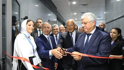 وزير التعليم يفتتح عدداً من المنشآت الطبية في مدينة العلمين الجديدة 