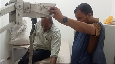 قنا.. الكشف علي 618 حالة في قافلة طبية مجانية بقوص