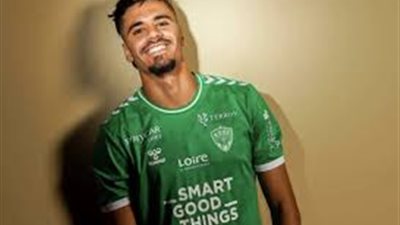 ممدوح عباس ينهي أزمة محمود بنتايج ويعيده لتدريبات الزمالك |فيديو 