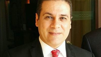 مظهر شاهين لإيناس الدغيدي: اختشي على دمك الكبائر هتفضل كبائر مهما زُينت بمسميات زائفة