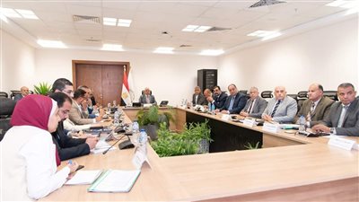 وزارة الري تتابع أعمال التطهير وإزالة التحديات المائية في محافظات الجمهورية 