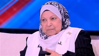 جامعة الأزهر تحيل الدكتورة سعاد صالح إلى التحقيق لظهورها الإعلامي دون تصريح