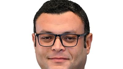 الشربيني يعقد اجتماعه الدوري مع أعضاء البرلمان 