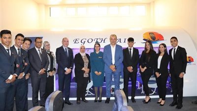 وزير قطاع الأعمال: التوسع في البرامج التعليمية يساعد على تأهيل الطلاب لسوق العمل