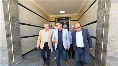 وزير الإسكان يؤكد على ضرورة الانتهاء من أعمال المرافق والطرق والإنارة قبل تسليم الوحدات 