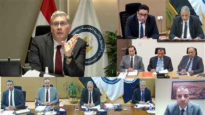 البترول: إنشاء 6 مستودعات لتخزين وقود الطائرات والسولار بميناء الحمراء البترولي