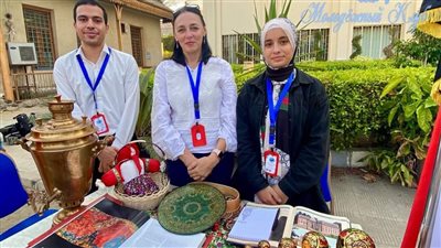 بالصور..ركن  نادى الشباب الروسى يبهر زوار ملتقى العاصمة لفنون الطفل٢