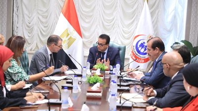وزير الصحة يستقبل مدير مكتب برنامج الأغذية العالمي في مصر