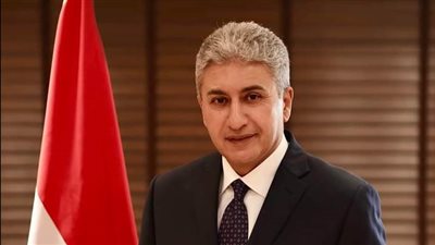 وزير السياحة والآثار يعتمد الضوابط المنظمة لتنفيذ رحلات العمرة للموسم الجديد