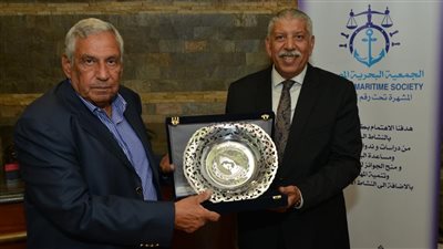 صناعة النقل البحري تتبوأ مركز متميزاً بعد تنفيذ خطط وزير النقل