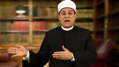 الأزهر برئ منه .. شيخان يثيرا الجدل حول وفاة كلب