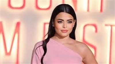 أسماء جلال تتحرك لحماية اسمها