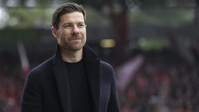 ريال مدريد يسعى للتعاقد مع المدرب ألونسو 