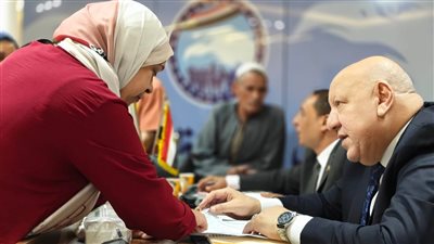 مستقبل وطن كفرالشيخ يستقبل 196 مواطنا للقاء النائب أشرف عبدالونيس لبحث شكاواهم