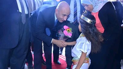 وزير التربية والتعليم ومحافظ الأقصر يتفقدان 6مدارس بالمحافظة لمتابعة انتظام الدراسة