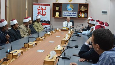 نائب محافظ قنا يتابع تنفيذ أنشطة مبادرة بداية جديدة لبناء الإنسان بقرية أبوشوشة