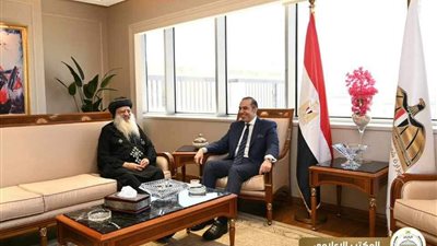  وزير الشئون النيابية والقانونية يستقبل الأنبا بولا مطران طنطا بالعاصمة الإدارية 