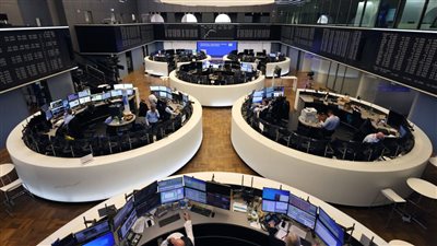 الأسهم الأوروبية تتراجع بحدة مع ترقب تطبيق رسوم ترامب الجمركية