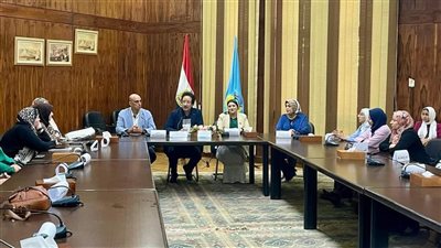 نائب رئيس جامعة طنطا يشهد ختام٣دورات تدريبية ويكرم  المتدربين بمركز التنمية البشرية 