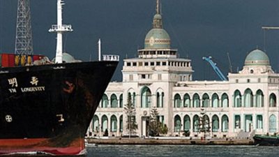 الفريق اسامة ربيع يكشف حقيقة بيع مبنى القبة التاريخية بهيئة قناة السويس