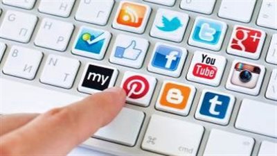 هل تحرك منصات التواصل الصراعات الإقليمية؟ خبير يكشف التفاصيل