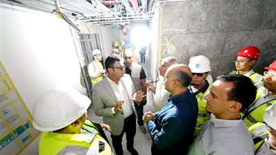 الشربيني يشدد على ضرورة الالتزام بالجداول الزمنية لإنهاء تشطيبات الأبراج والمرحلة الأولى من البحيرة