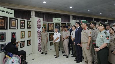 القوات المسلحة تنظم معرضاً فنياً لإبداعات المحاربين القدماء بمناسبة الاحتفال بذكرى انتصارات أكتوبر المجيدة