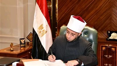 الأوقاف توافق على حركة تنقلات الأئمة ومقيمي الشعائر والمؤذنين والعمال بالمديريات الإقليمية