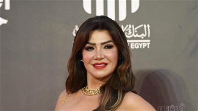 لقاء سويدان: «أنا سينجل ماما.. وأرفض دخول ابنتي الوسط الفني»