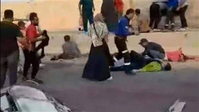 مصـ.ـرع 8 طلاب وإصابة 25 آخرين في حـ.ـادث مأساوي على طريق الجلالة