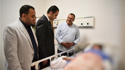 الطيب: أفضل خدمات الرعاية الصحية والدعم النفسي لمصابي حادث الجلالة