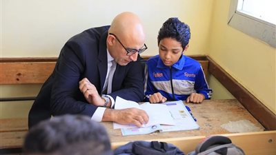 وزير التعليم ومحافظ المنوفية يتفقدان 5 مدارس لمتابعة انتظام الدراسة 