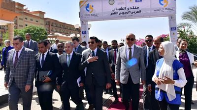 وزير الشباب ومحافظ الأقصر يفتتحان منتدي الشباب العربي الأوروبي الثامن