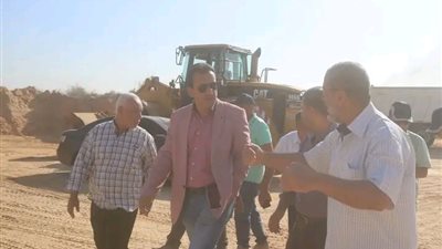 رئيس جهاز العاشر من رمضان  يتفقد مشروعات الصرف الصناعي