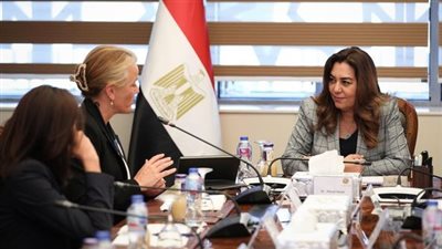 وزيرة التنمية تبحث مع بعثة البنك الدولي الموقف التنفيذي لبرنامج تنمية الصعيد